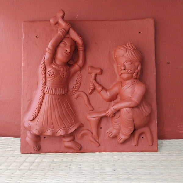 Blacksmith couple - Terracotta Tile