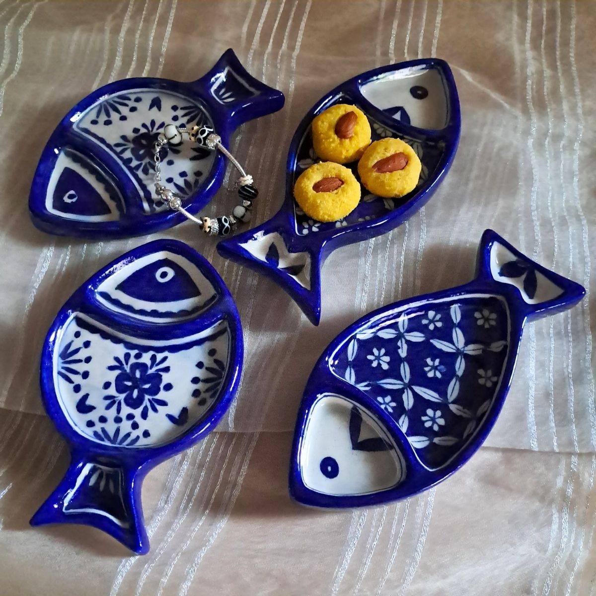 Blue pottery clearance plate