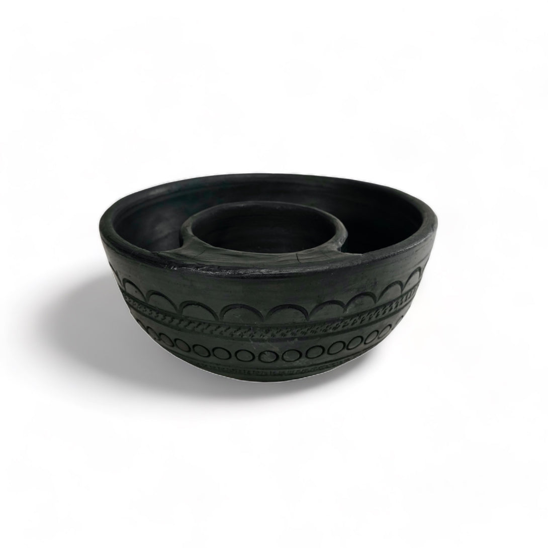 Sawai Madhopur Black Terracotta Chip n Dip bowl