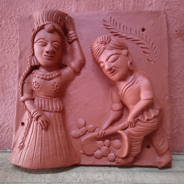 Terracotta a couple in a farm